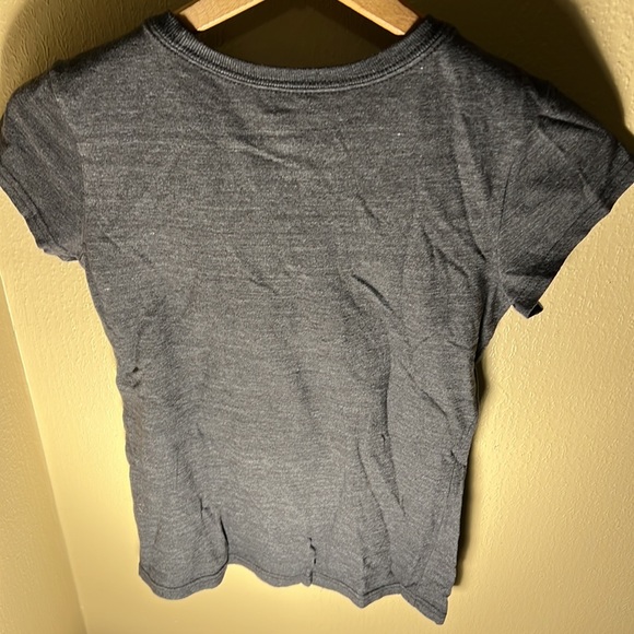 NHL Old Time Hockey Women’s Old Time Hockey Philadelphia Flyers Tee Color Gray - Picture 4 of 4